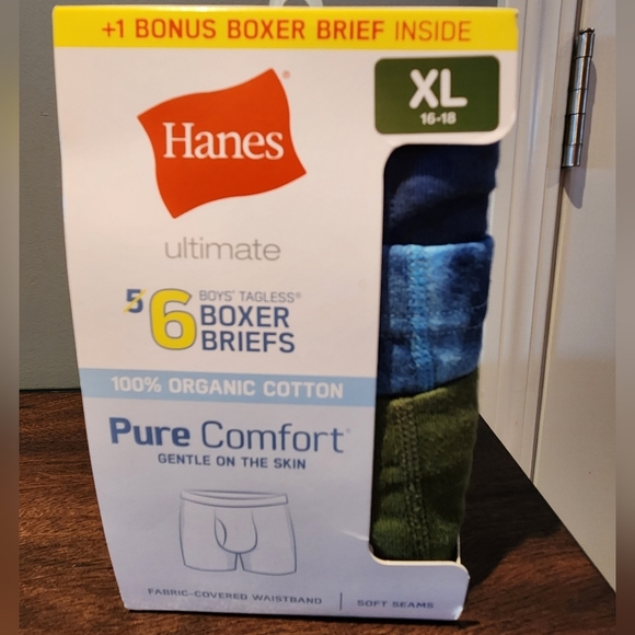 Hanes Boys' Tagless Boxer Briefs XL - Picture 1 of 3